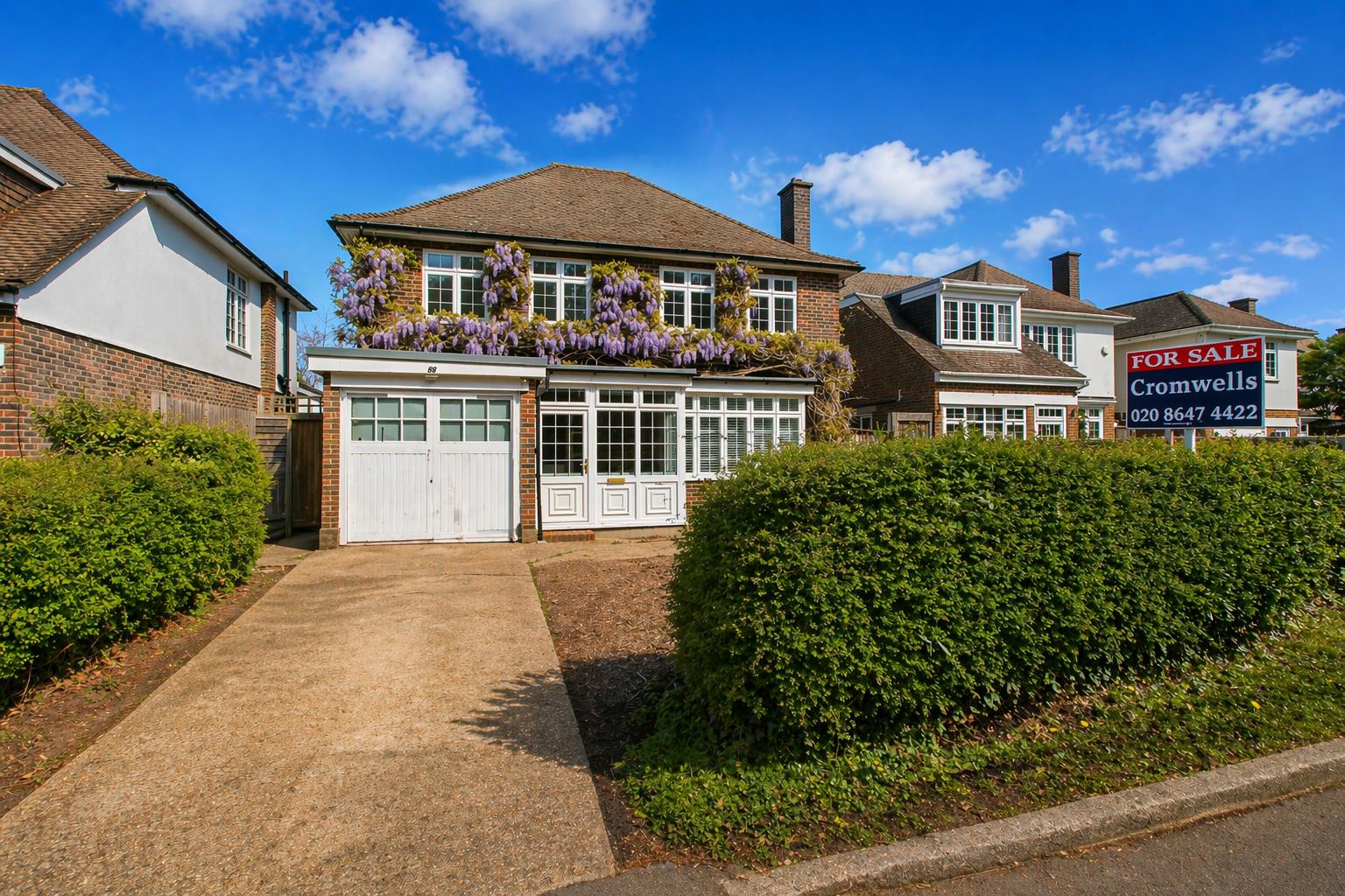 4 bed property in The Drive, Wallington